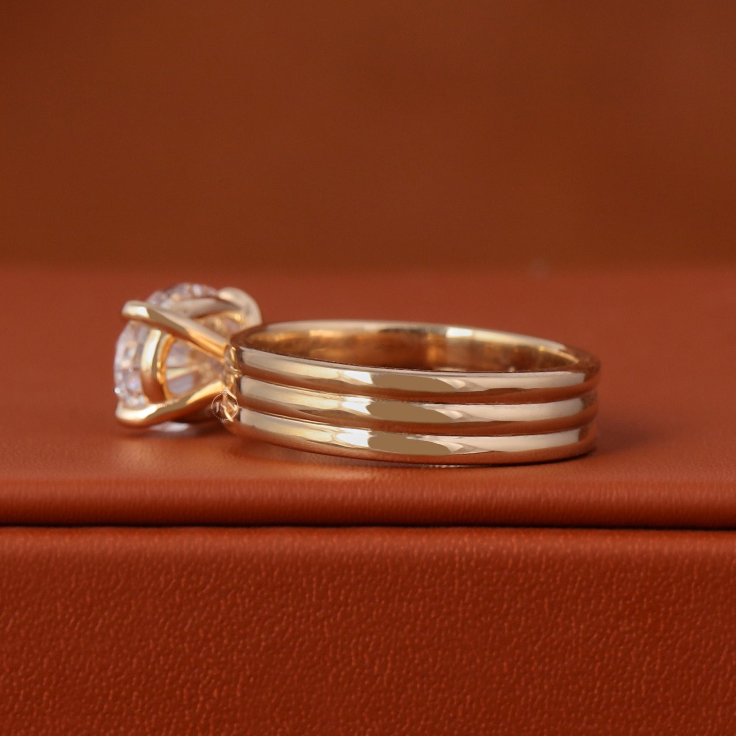 East West Oval Cut Lab-Grown Diamond Engagement Ring 14k Solid Gold Triple Band IGI Certified