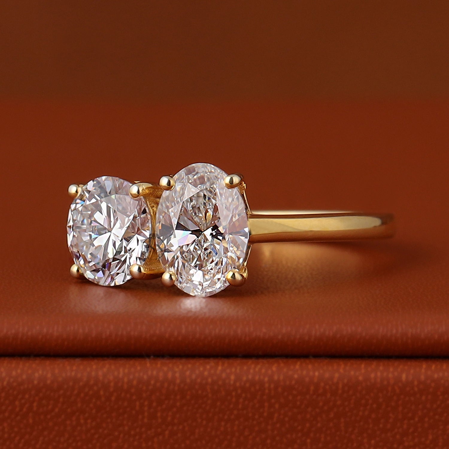 Lab Grown Diamond Toi et Moi Ring, 14K Gold Round & Oval Cut Engagement Ring, Two Stone Diamond Wedding Ring, Unique Bridal Jewelry