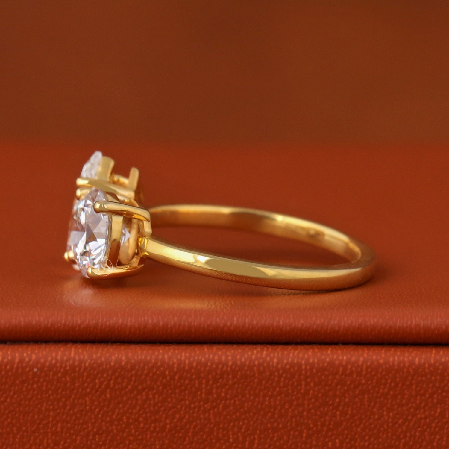 Toi Et Moi Lab Grown Diamond Engagement Ring – Pear & Round Brilliant Two Stone Anniversary Gift IGI Certified