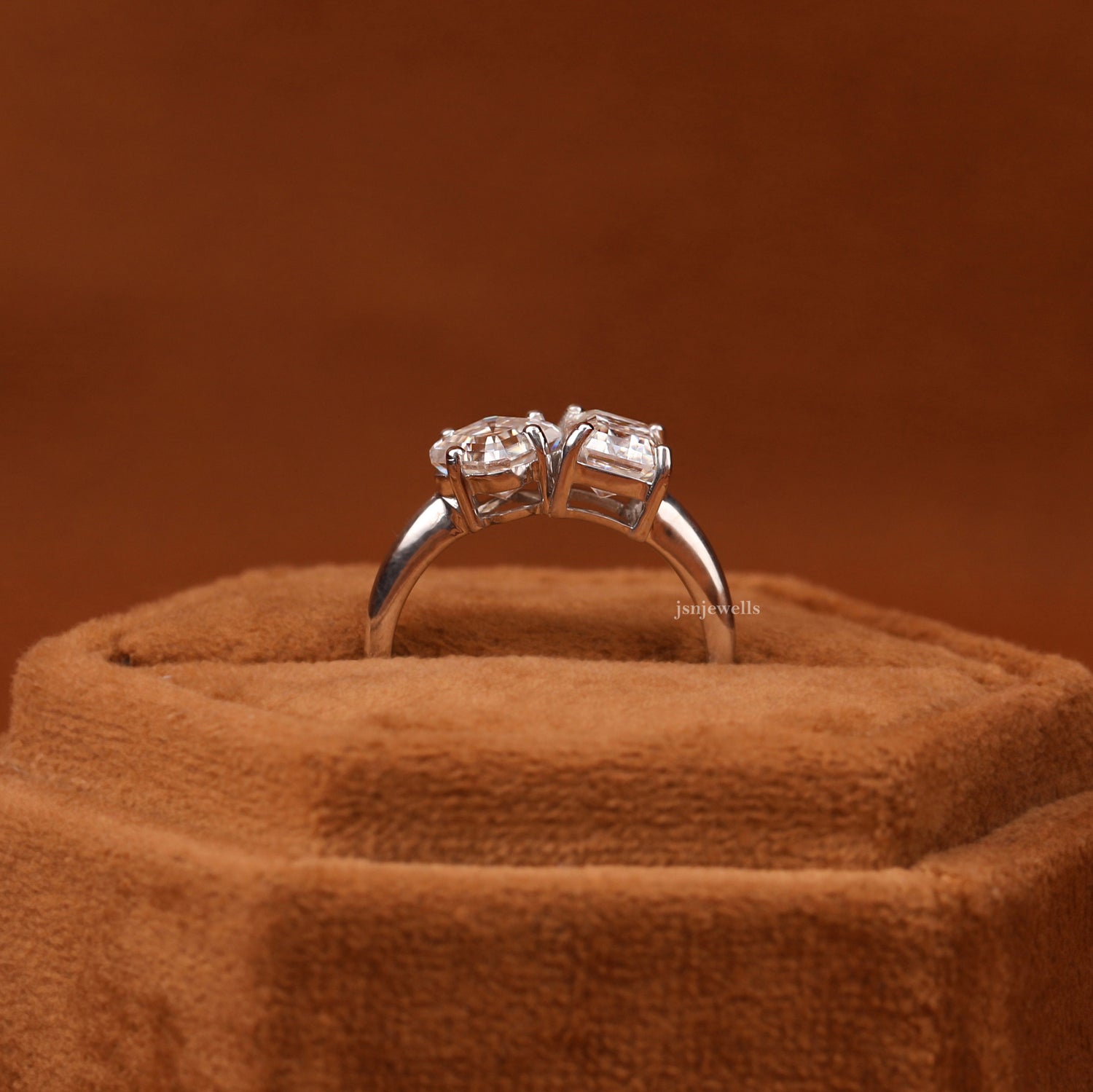 Asscher & Emerald Cut Lab Grown Diamond Toi Tt Moi Engagement Ring