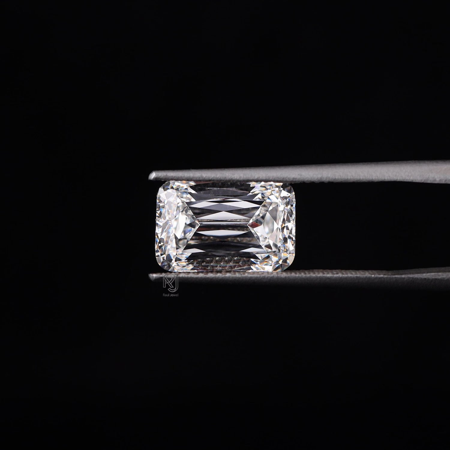 Ashoka Cut IGI Certified Lab Grown Diamond